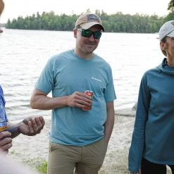 SimmsFishing M's Walleye Outline T-Shirt Men's Clothing