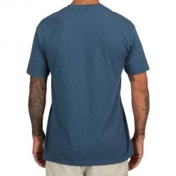 SimmsFishing Men's Clothing M's Fish It Well Badge T-Shirt